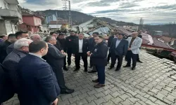 Tokat'ta heyelanın yıktığı köyde durum değerlendirmesi